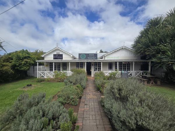 714 m² Commercial space