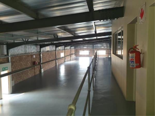 756 m² Commercial space