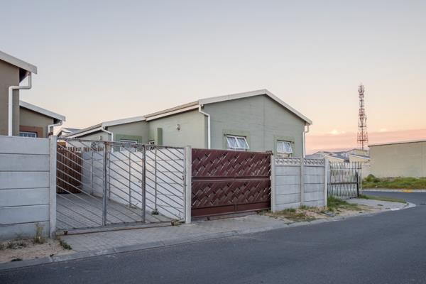 2 Bedroom House