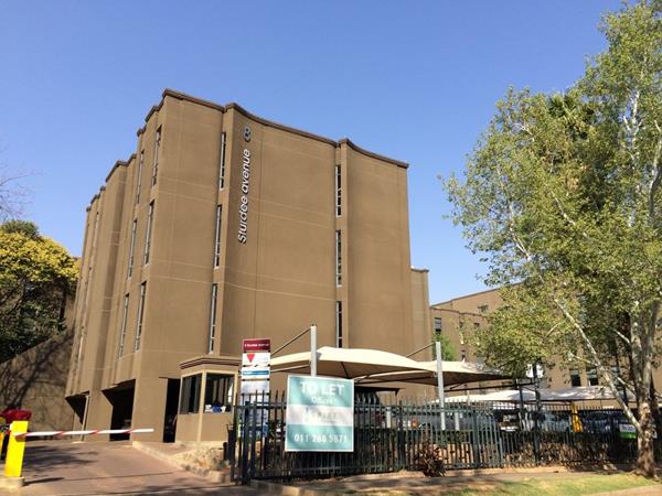 180 m² Office Space