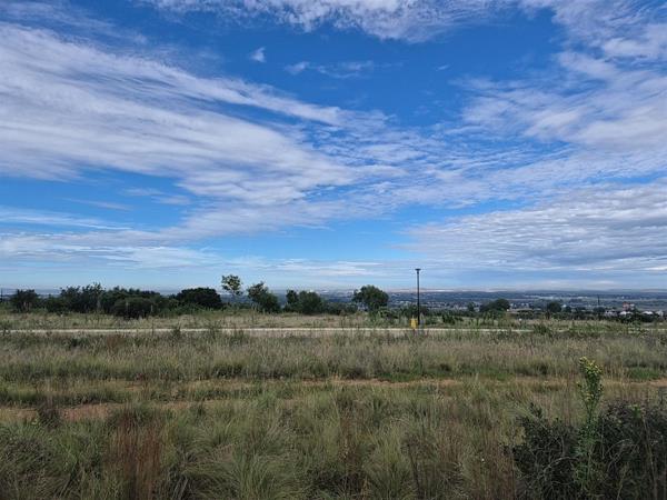 795 m² Land
