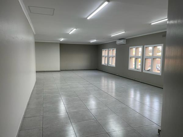 100 m² Commercial space