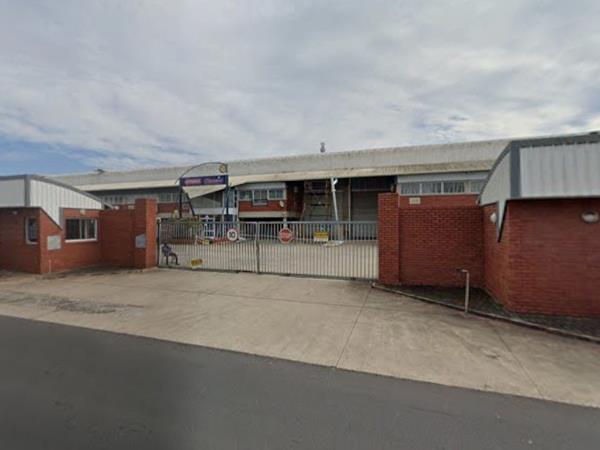 3 301 m² Industrial space