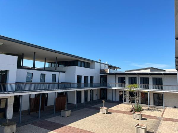 253 m² Commercial space