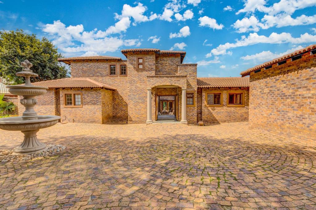 4 Bedroom House