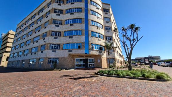 300 m² Commercial space