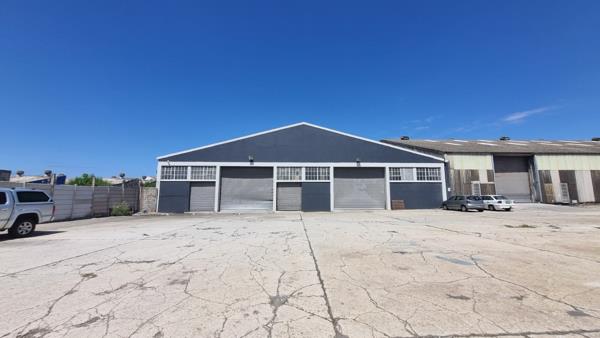 1 880 m² Industrial space