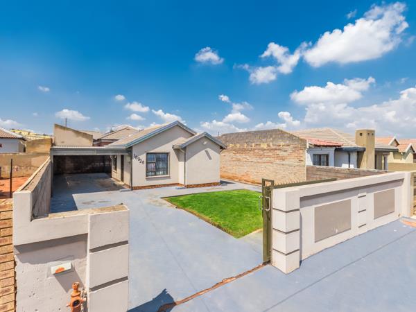 2 Bedroom House