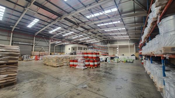 2 200 m² Industrial space