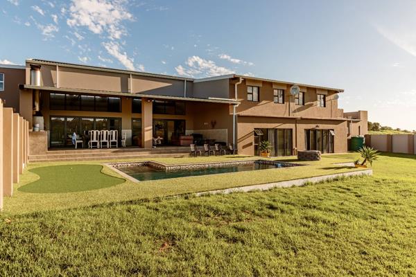 10.7 ha Smallholding