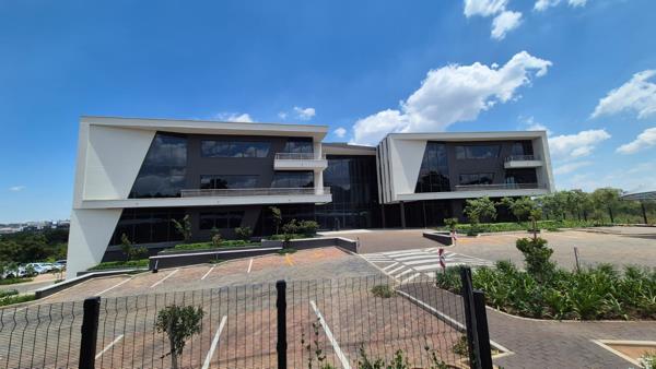 137 m² Commercial space