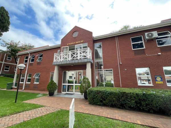 230 m² Commercial space