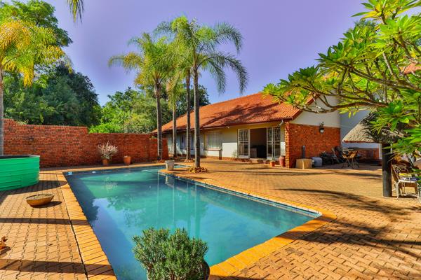 4.3 ha Smallholding