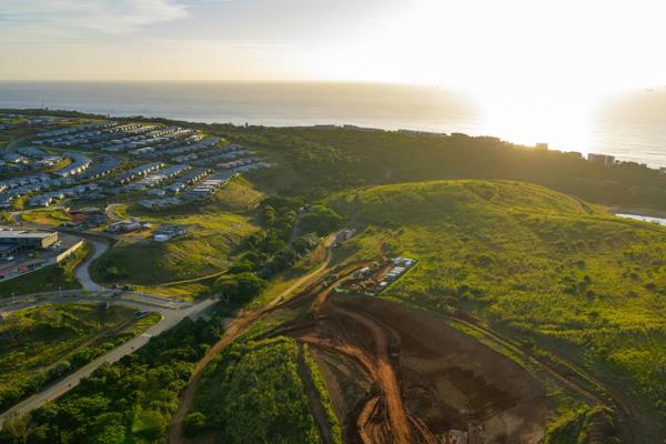 675 m² Land
