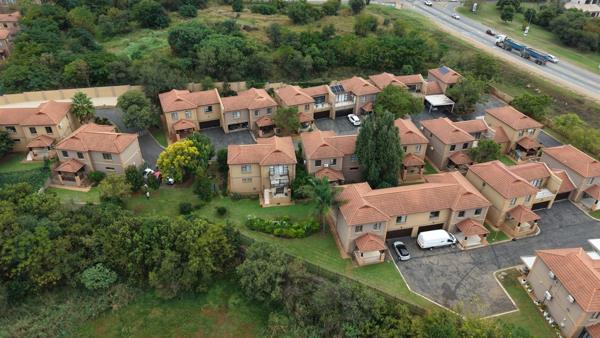 4 Bedroom Townhouse