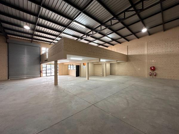 712 m² Industrial space