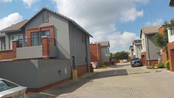 3 Bedroom Townhouse