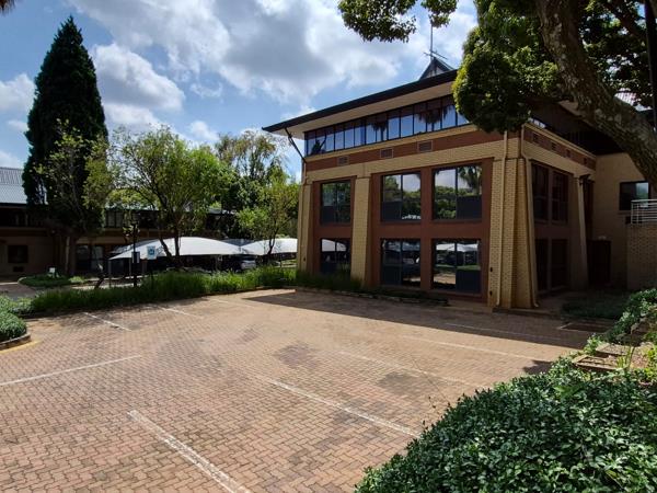 717 m² Commercial space
