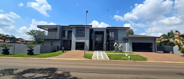6 Bedroom House
