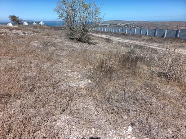 890 m² Land