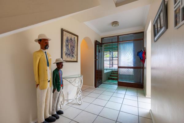 4 Bedroom Apartment