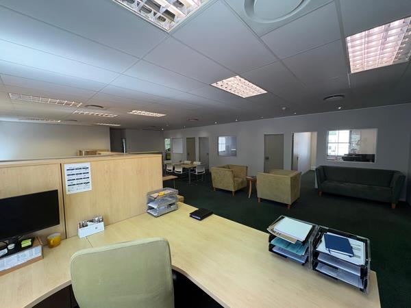 261 m² Commercial space