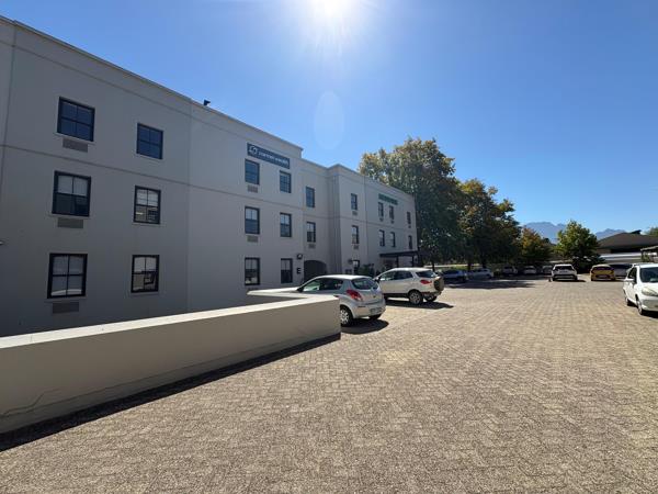 261 m² Commercial space