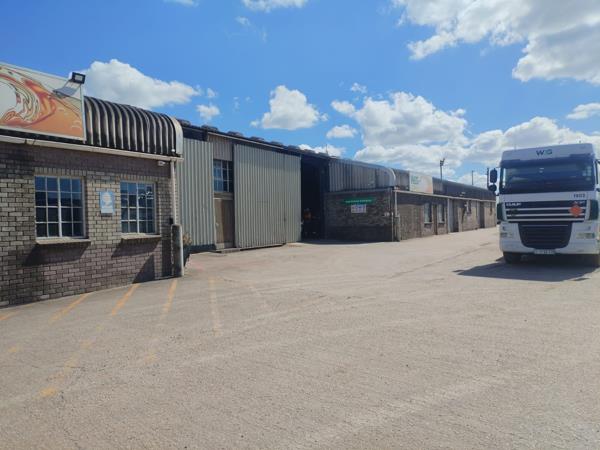 3 230 m² Industrial space
