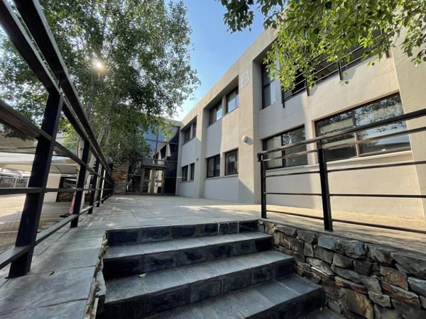 1 200 m² Commercial space