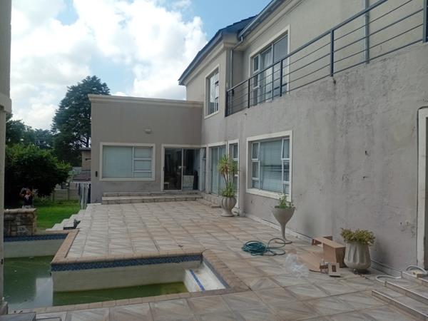 5 Bedroom House