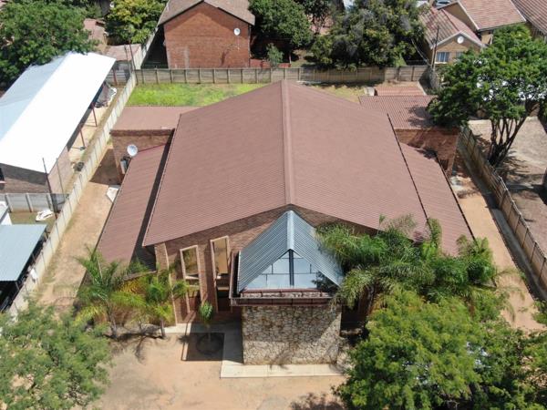 319 m² Commercial space