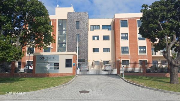 681 m² Commercial space