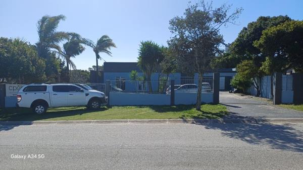 130 m² Commercial space