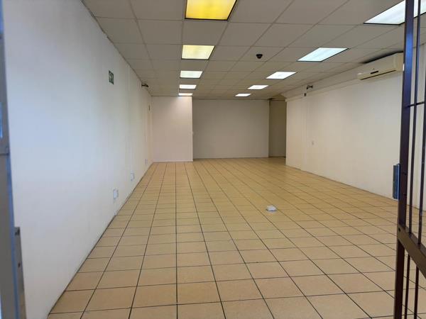 155 m² Retail Space