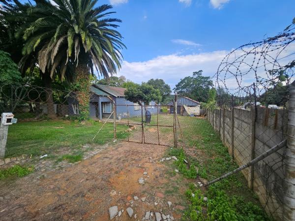 15 988 ha Land
