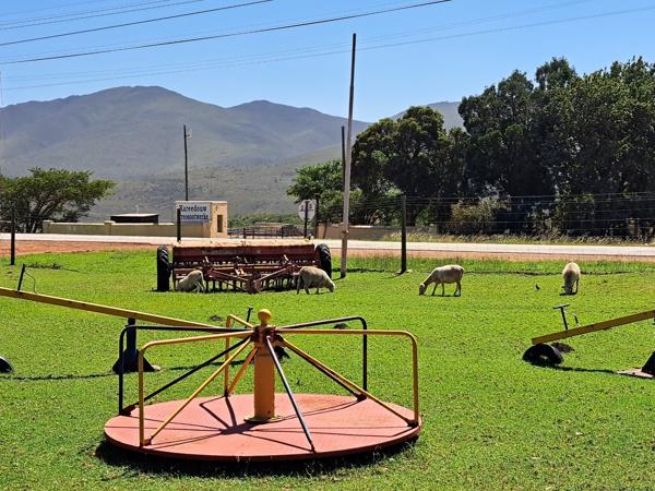 7 356 m² Smallholding
