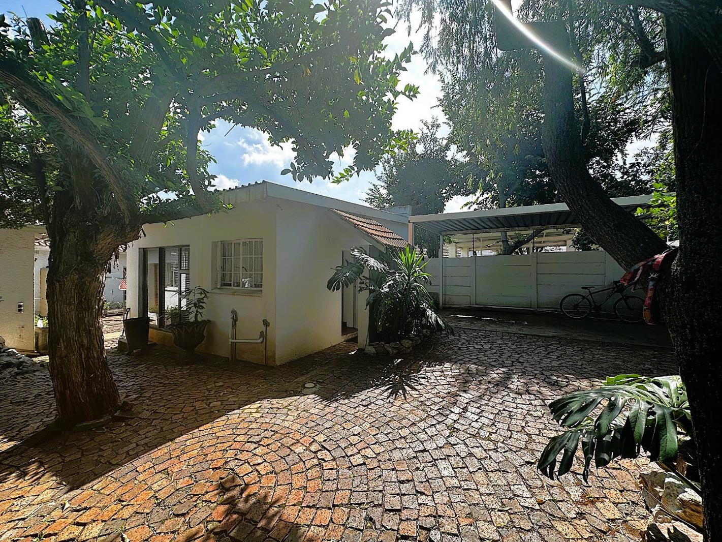 1 Bedroom Apartment in Parkview