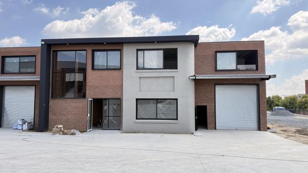 1 057 m² Industrial space