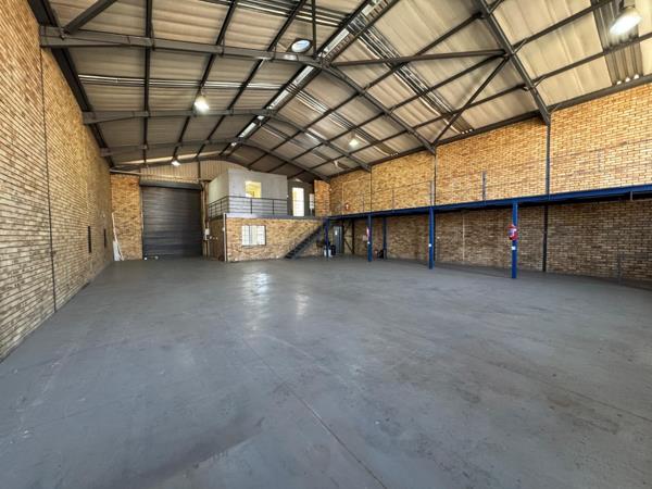 385 m² Industrial space