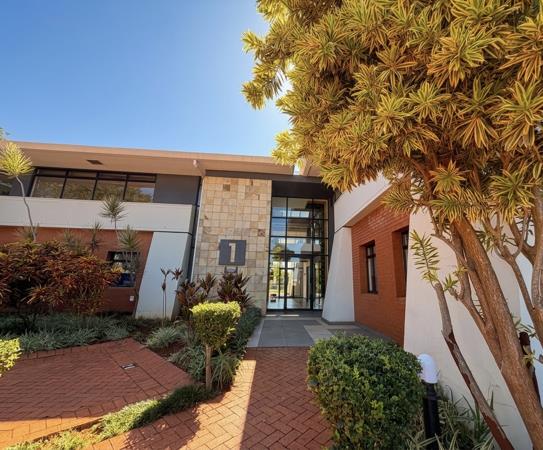 255 m² Commercial space