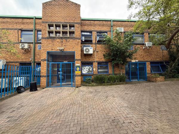 1 390 m² Industrial space