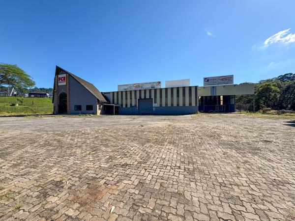 4 490 m² Industrial space