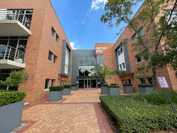 658 m² Commercial space