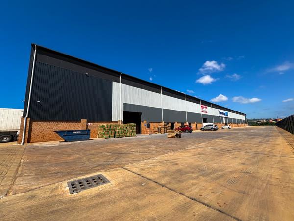 8 000 m² Industrial space