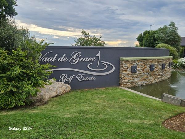 650 m² Land