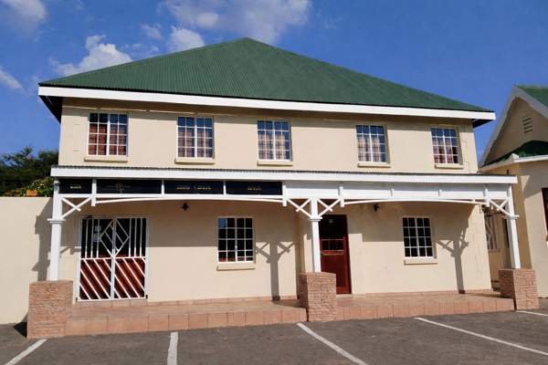 140 m² Commercial space