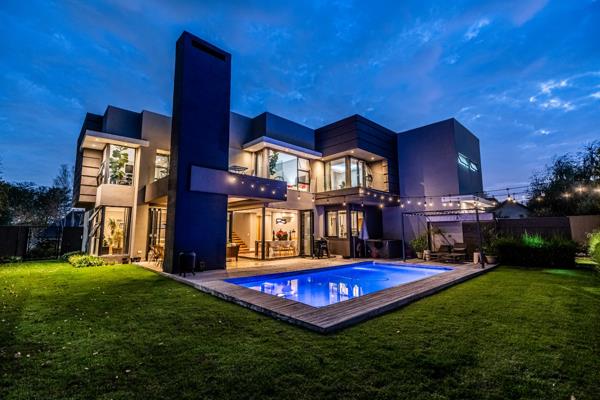 5 Bedroom House