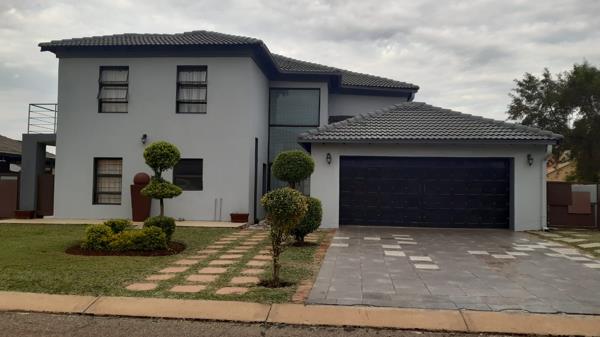 5 Bedroom House