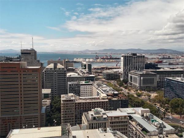 956 m² Office Space