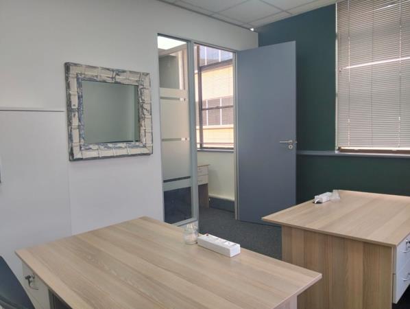 47 m² Office Space